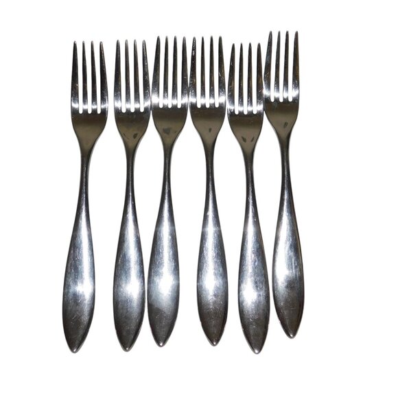 Robert Welch 18/10 Flatware Set With Serving Utensils 37 Pieces - Picture 5 of 11